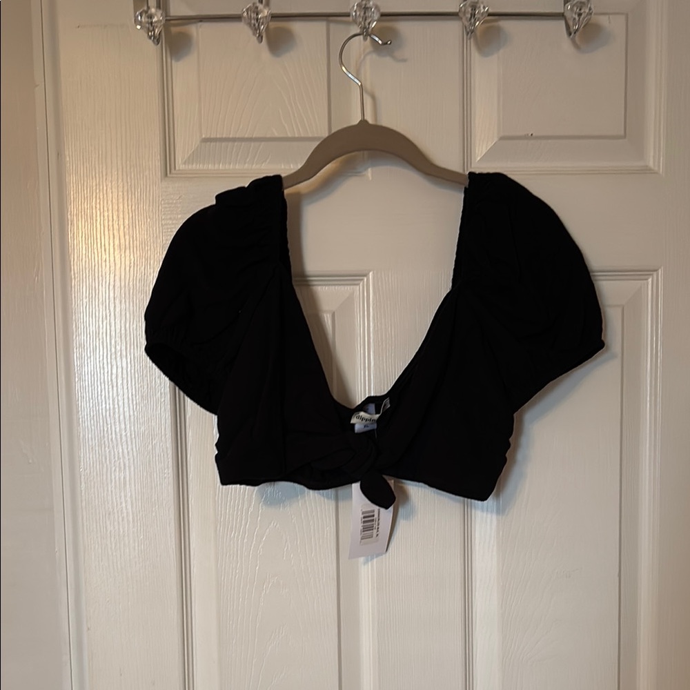 Black Crop Twist Top